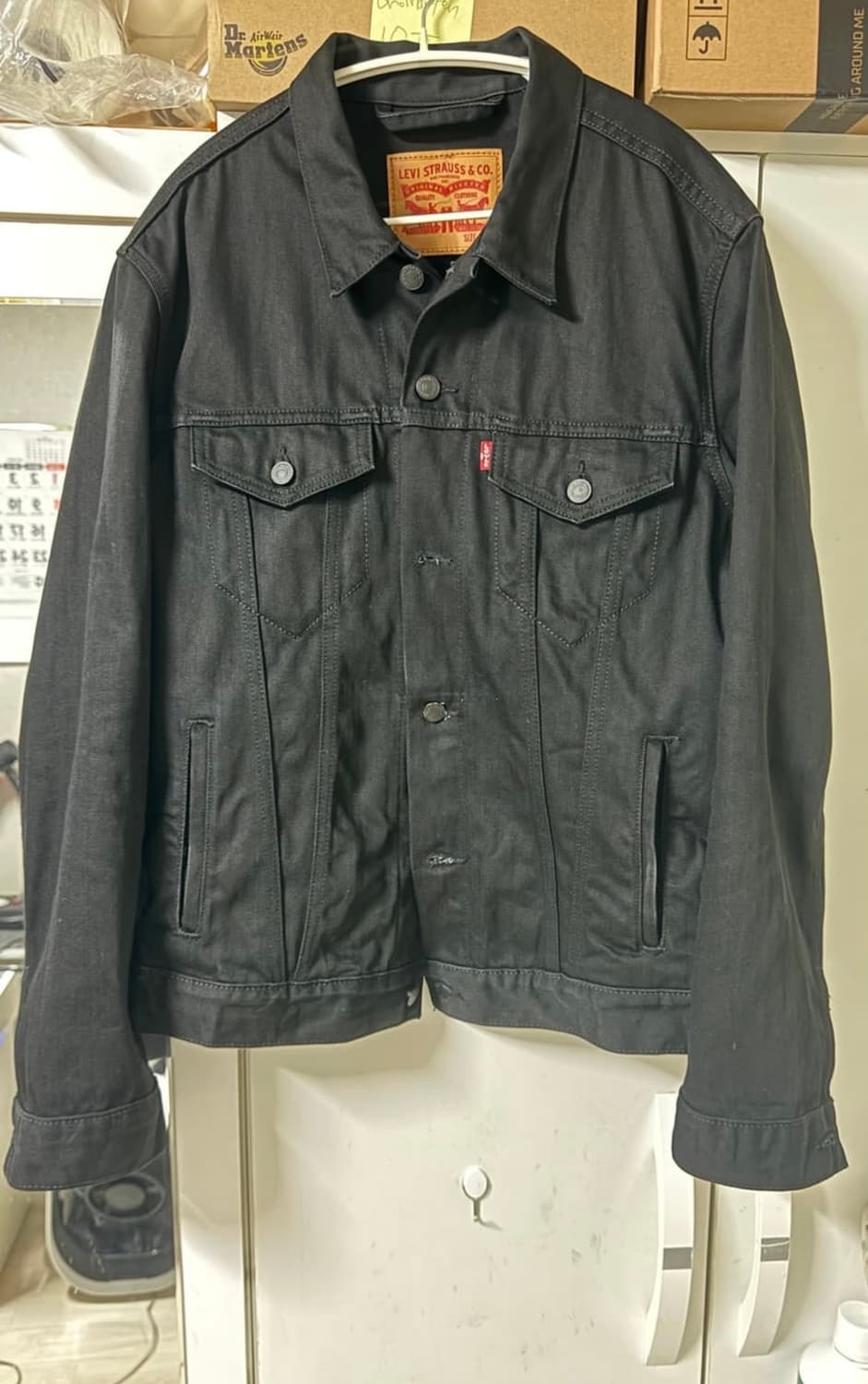 리바이스 블랙 트러커 상품이미지1