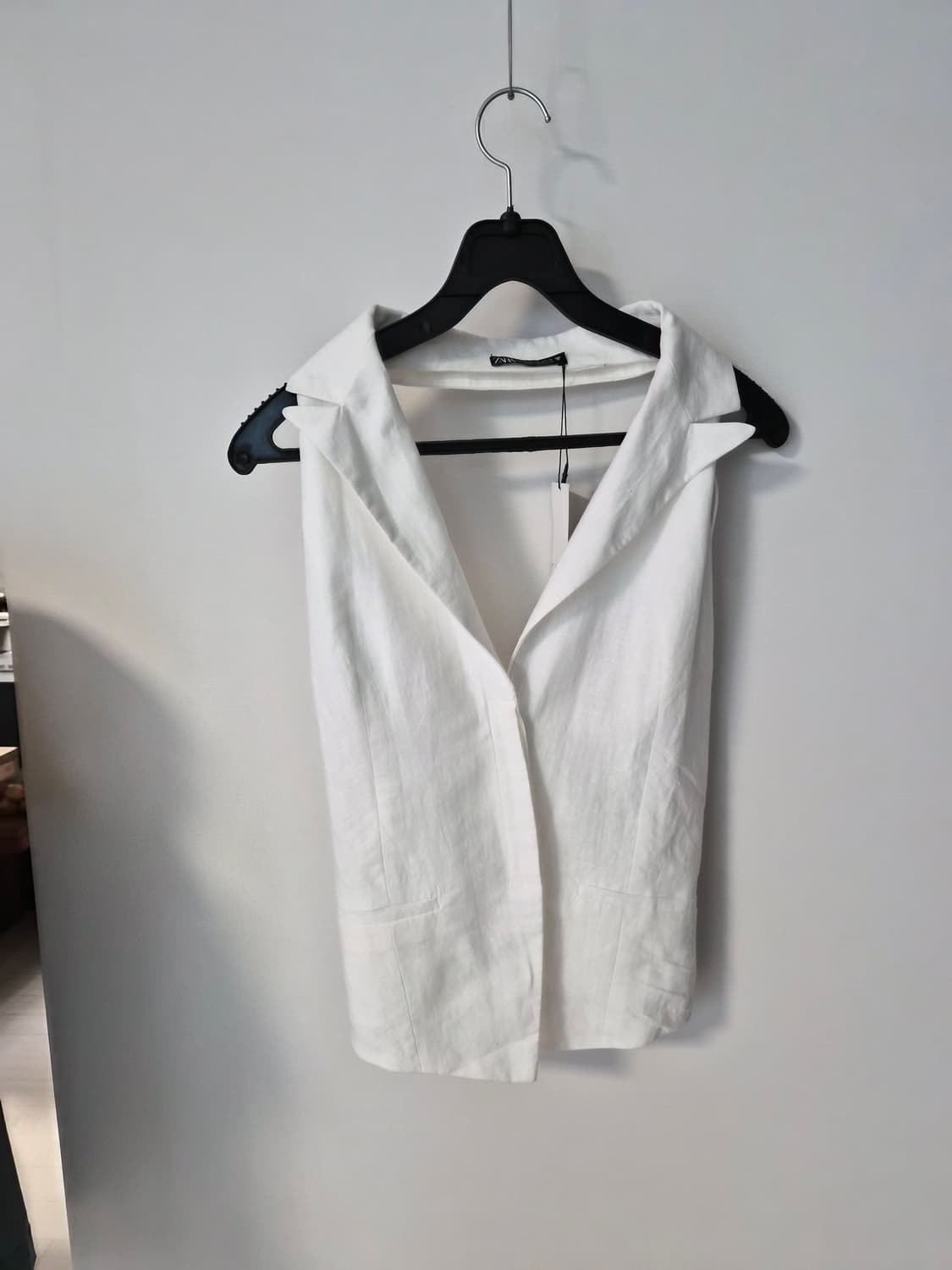[새상품/택포함] 자라(ZARA) 린넨 홀터넥 베스트/조끼 (XS) 상품이미지1