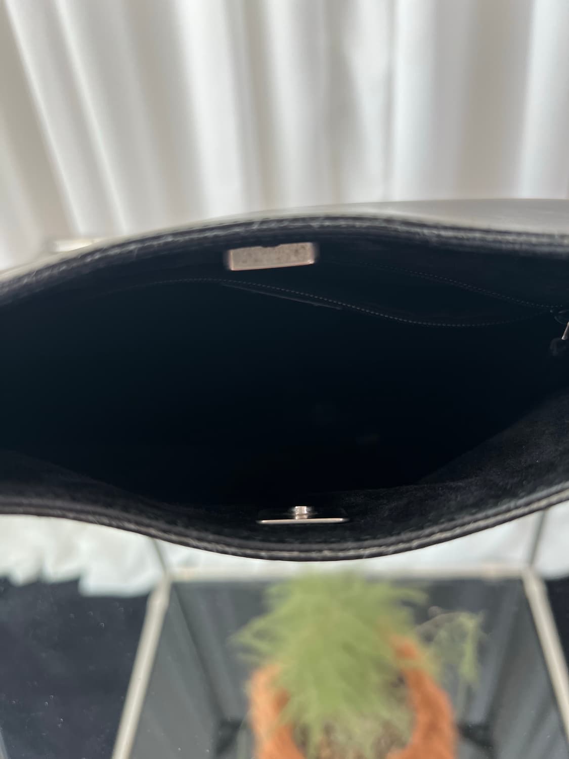 구찌 x 톰포드 블랙 레더 뱀부 핸들 호보백 상품이미지8