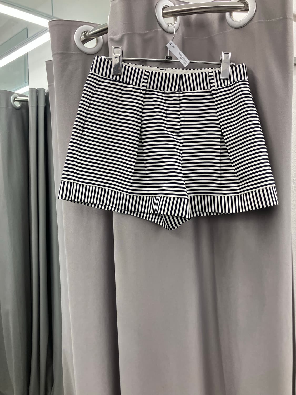 알마니 익스체인지 스트라이프 쇼츠  상품이미지1