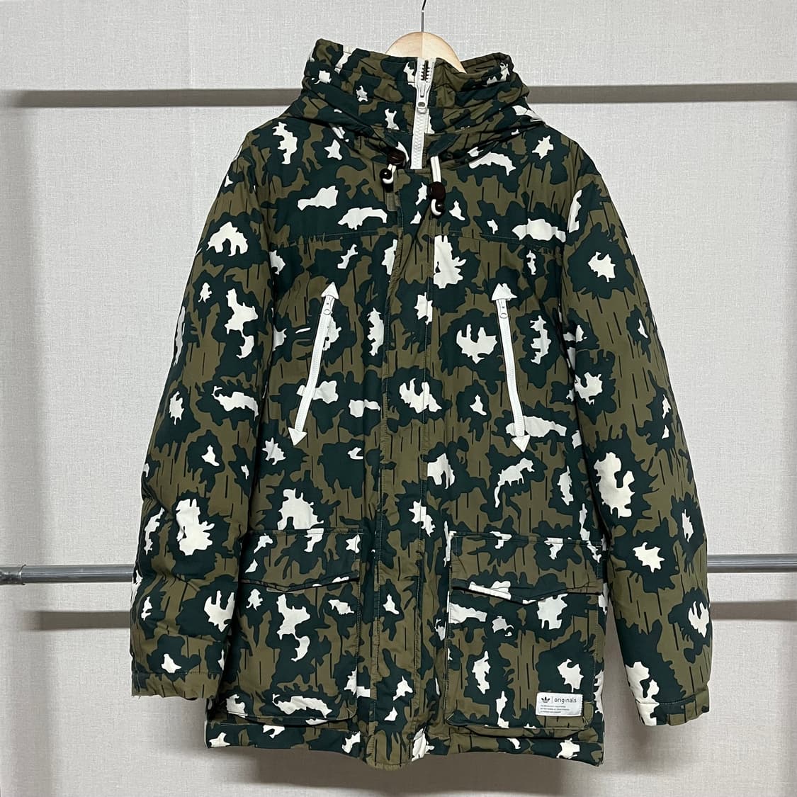 아디다스 오리지널 카모 패딩 105 상품이미지1