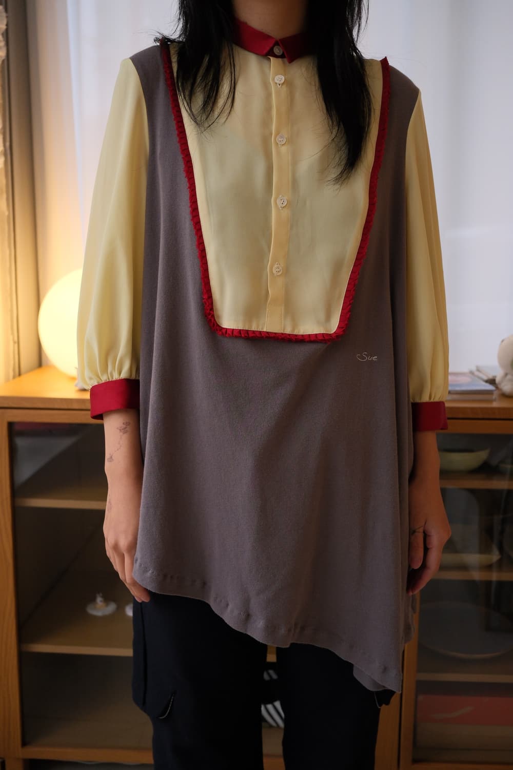 Unbalanced frill shirt  상품이미지1