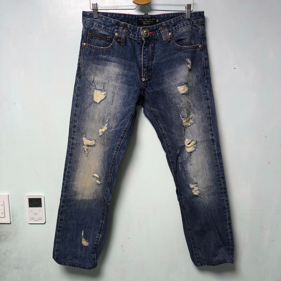 [34] Philipp Plein 디스트로이드 스트레이트 데님 진 상품이미지1