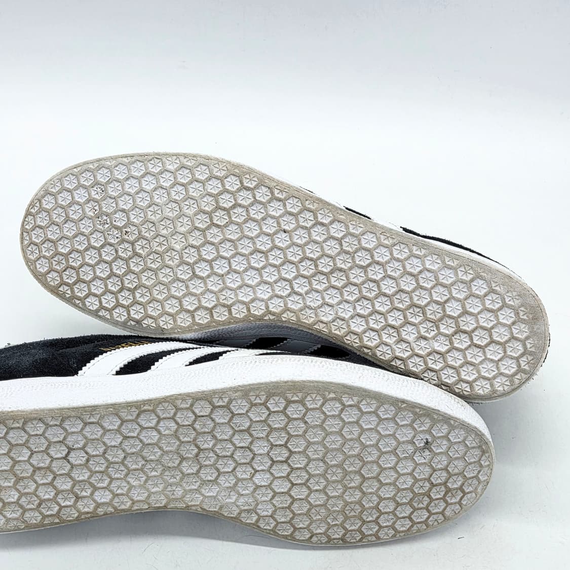 아디다스 가젤 코어 블랙 화이트 (260) 상품이미지3