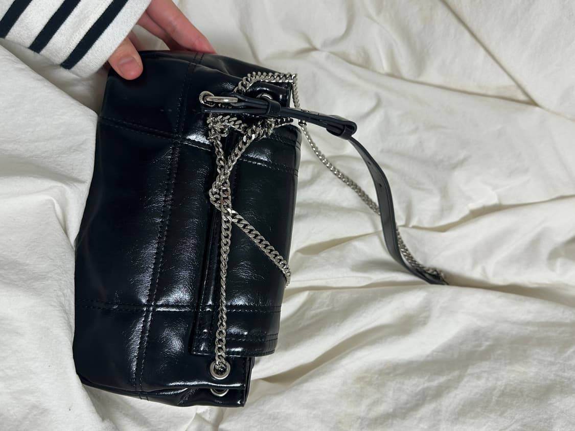 마뗑킴 블랙 체인 스몰 숄더백 상품이미지4