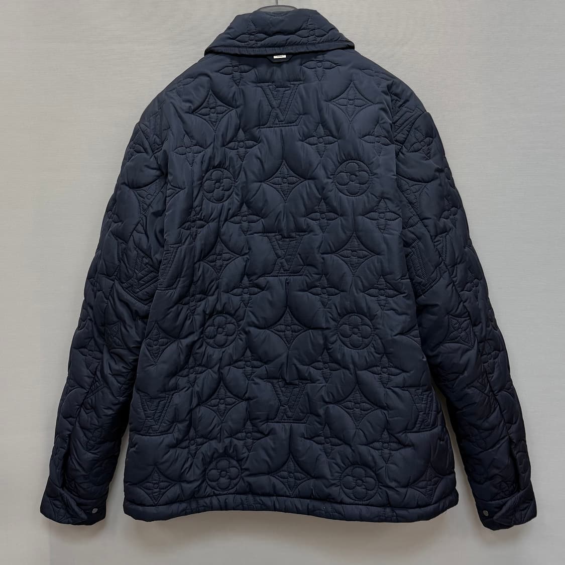 루이비통 모노그램 패딩 블루종 ( 105~110 ) 상품이미지4