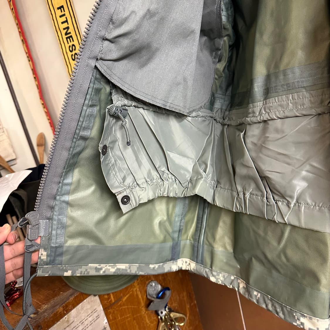 미군 오리지널 ACU 고어텍스 SS 미사용품 상품이미지4