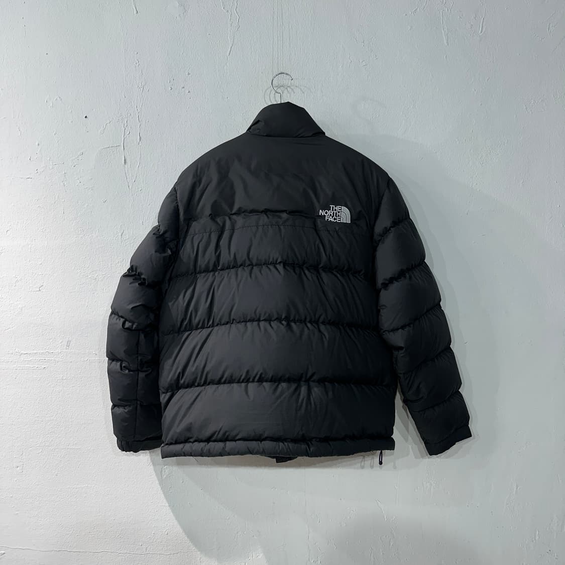 노스페이스 1992 눕시 어스팔트그레이 칸예 패딩 XL 상품이미지3