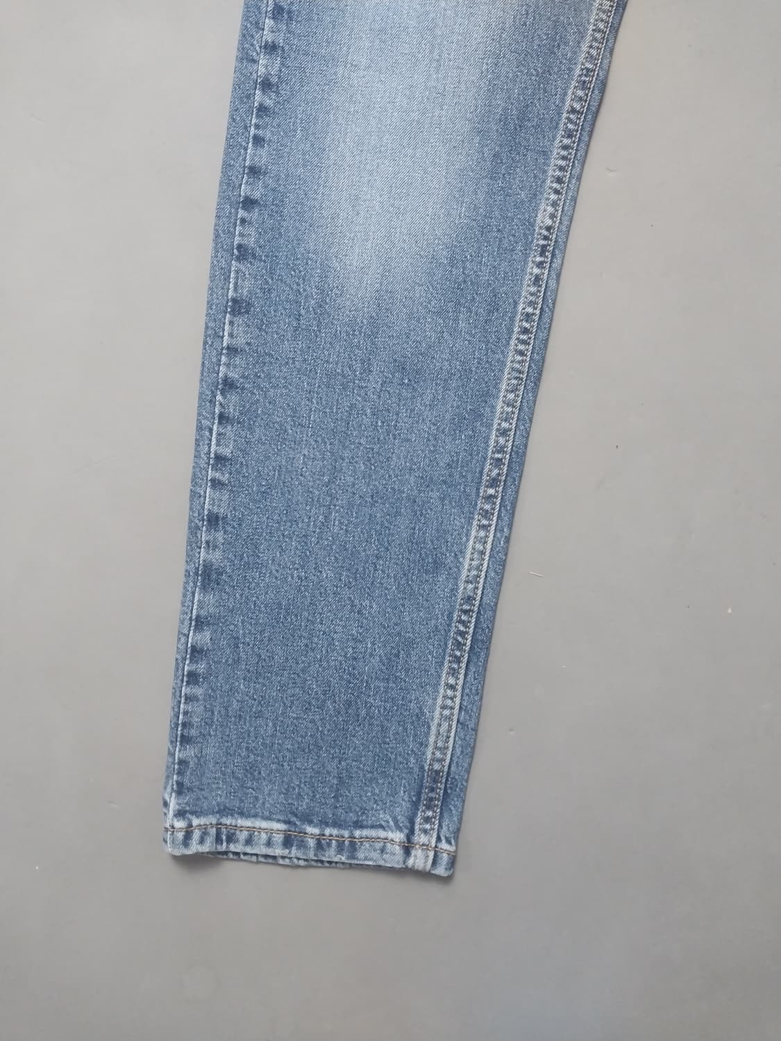 [30] 리바이스 502 면 레이온혼방 레귤러 테이퍼드진 청바지 상품이미지3