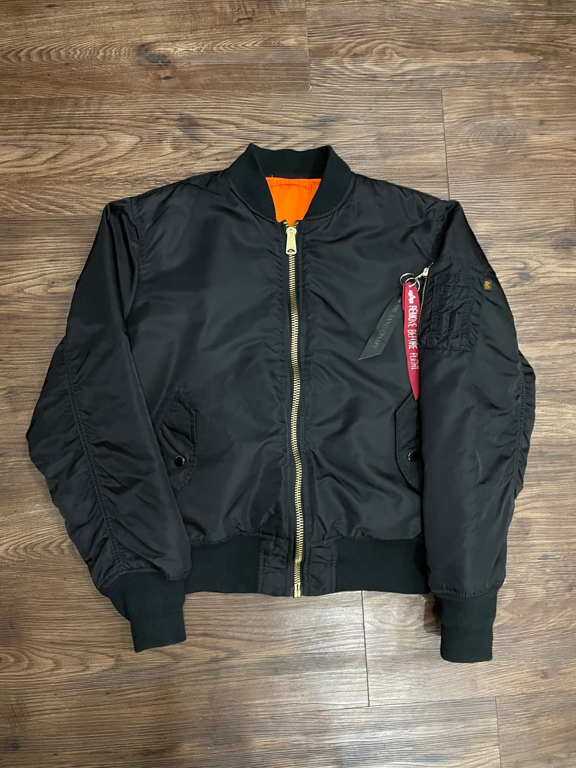 알파인더스트리 ma-1 항공점퍼 블랙 상품이미지3