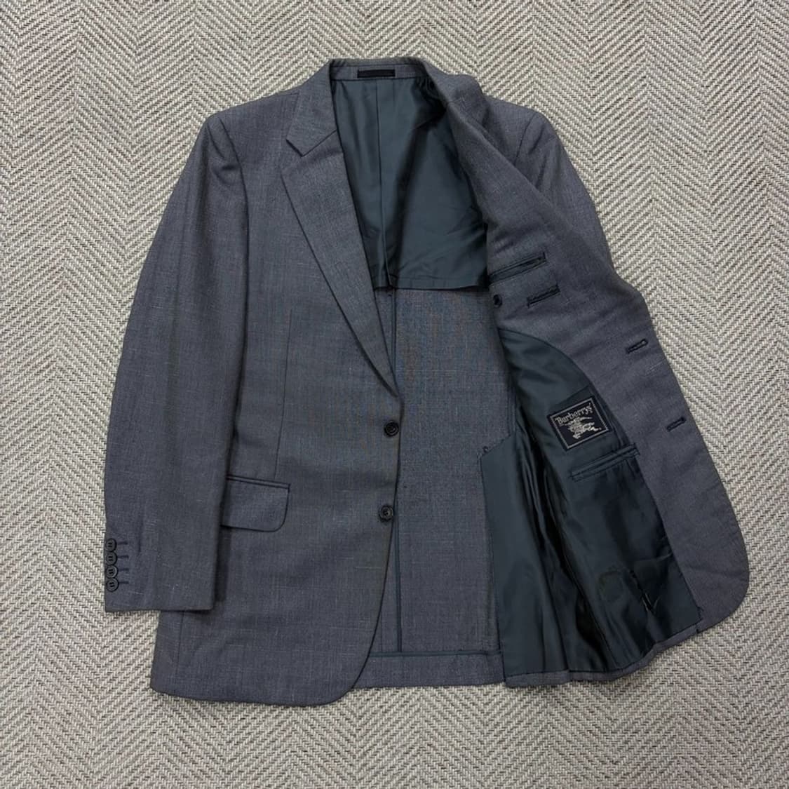 버버리 울블렌드 블레이저 v2660 상품이미지5