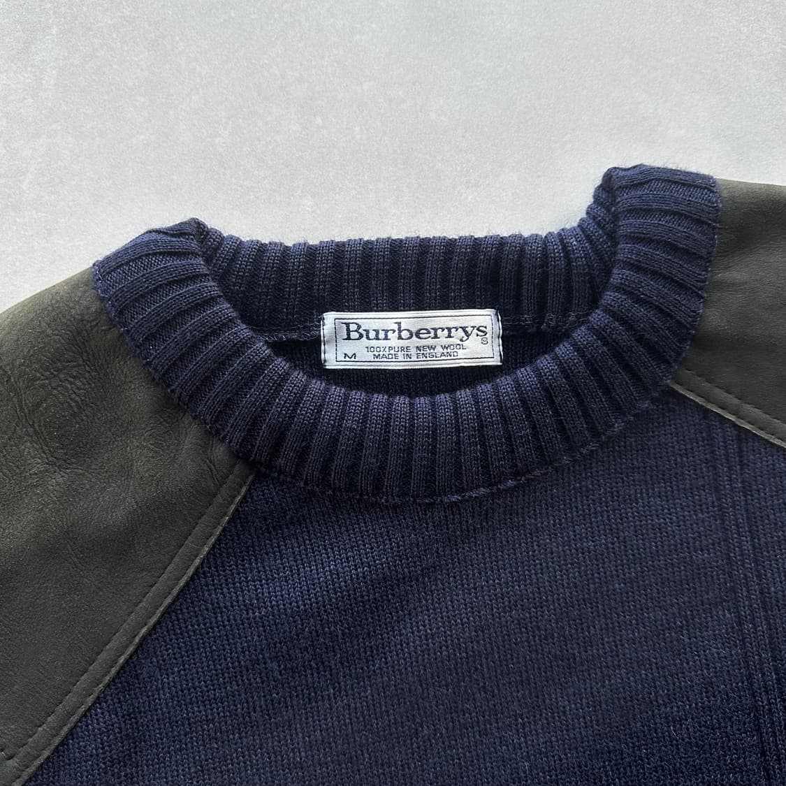 [M]버버리 BURBERRYS 엘보 패치 코만도 니트 네이비 상품이미지9