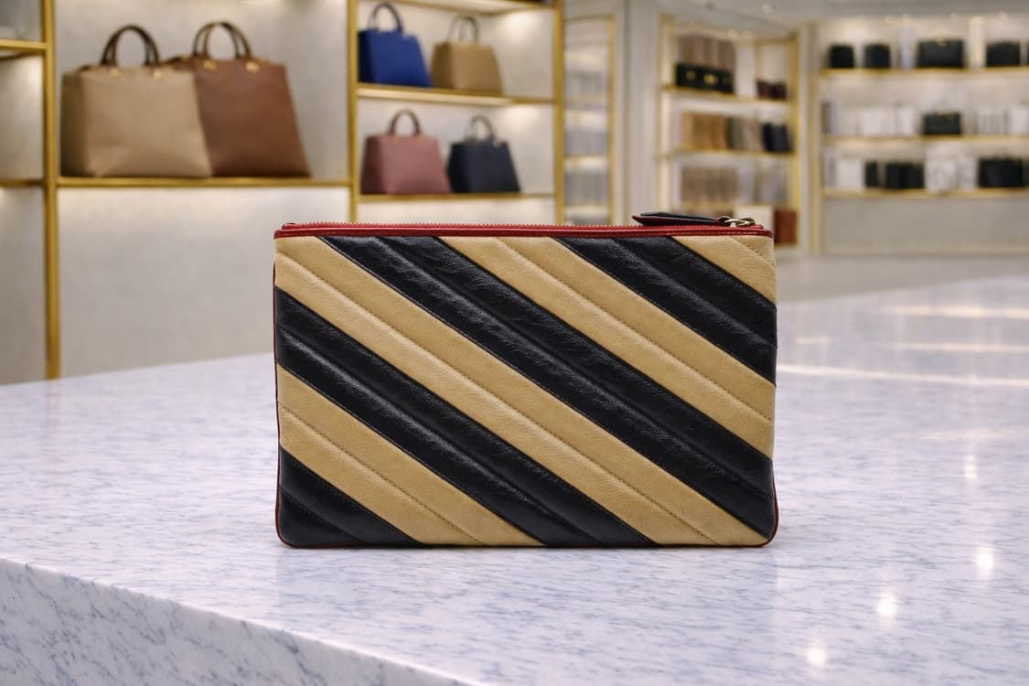 [A급] 구찌 투톤 GG 마틀라세 마몽 클러치 판매합니다!!! 상품이미지2