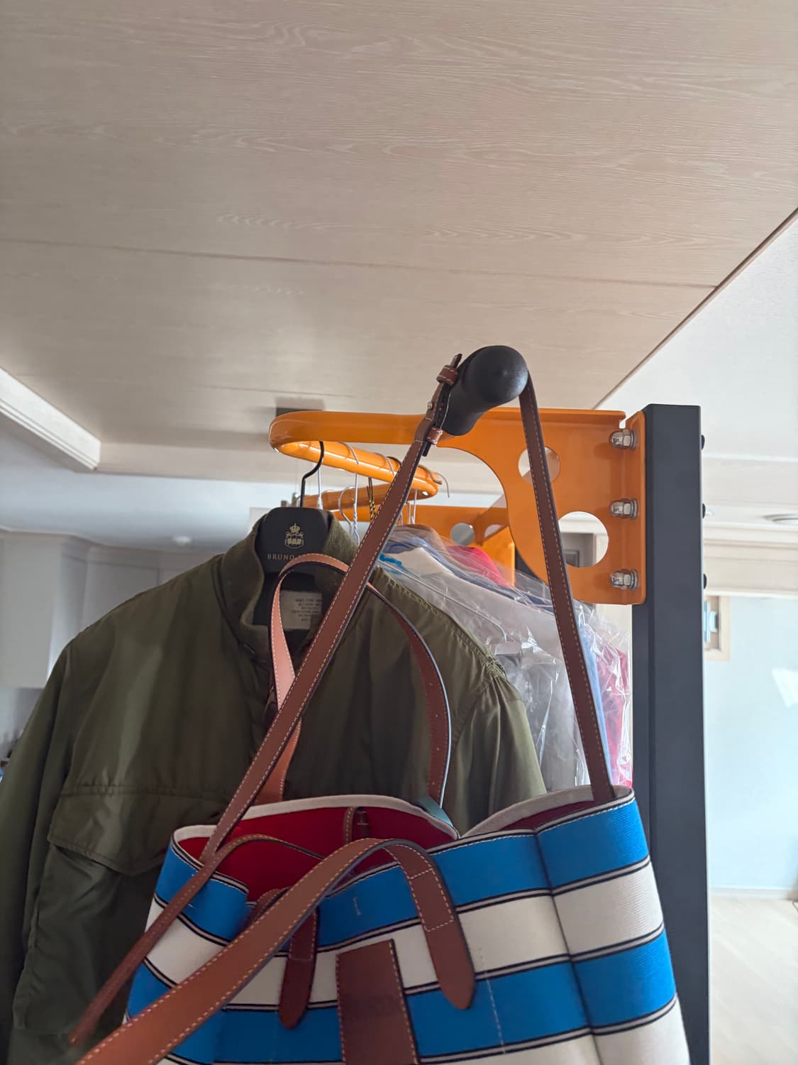 JW Anderson 토트백 크로스백 상품이미지3