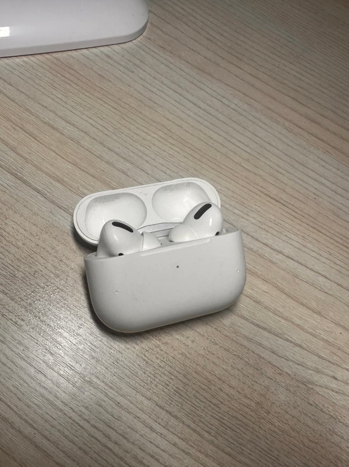 에어팟 프로1 상품이미지1