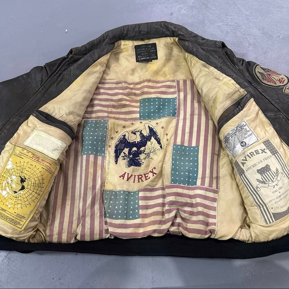 AVIREX(아비렉스) 아메리칸 복각 A-2 타입 플라이트 양피 가죽 자 상품이미지4