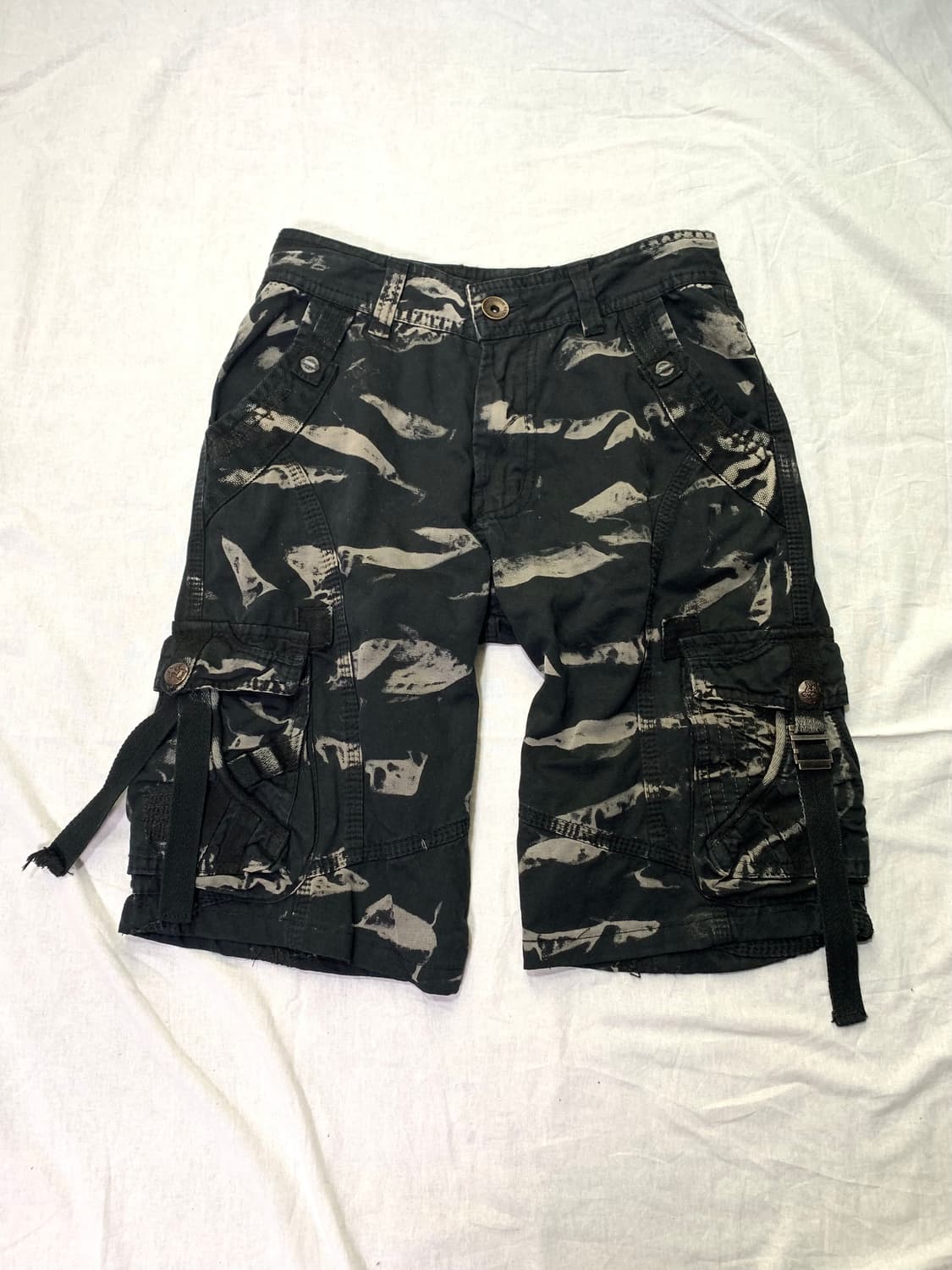 Grunge mood cargo capri pants  상품이미지1
