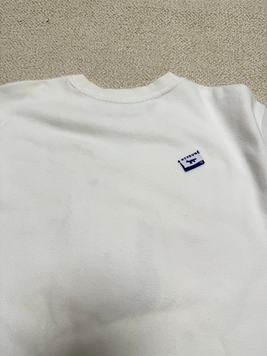 아더에러 X 메종키츠네 트리플 폭스 헤드 스웨트 셔츠 상품이미지3