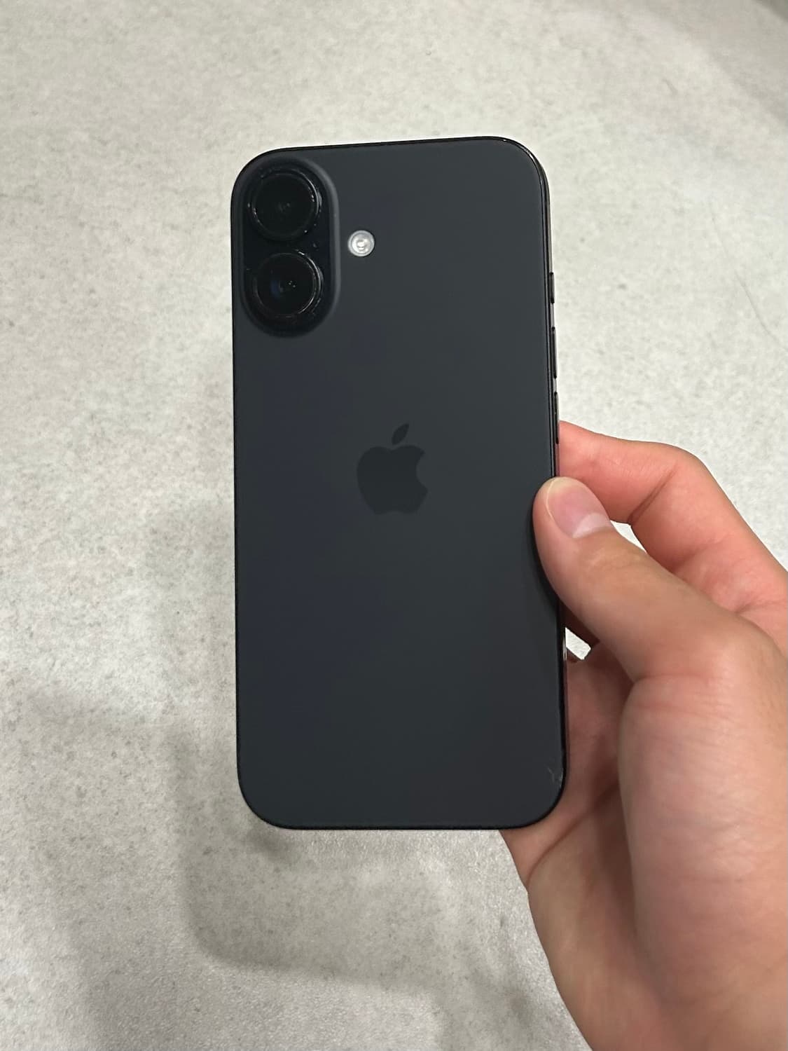 아이폰 16 블랙 128GB 배터리88% 상품이미지1
