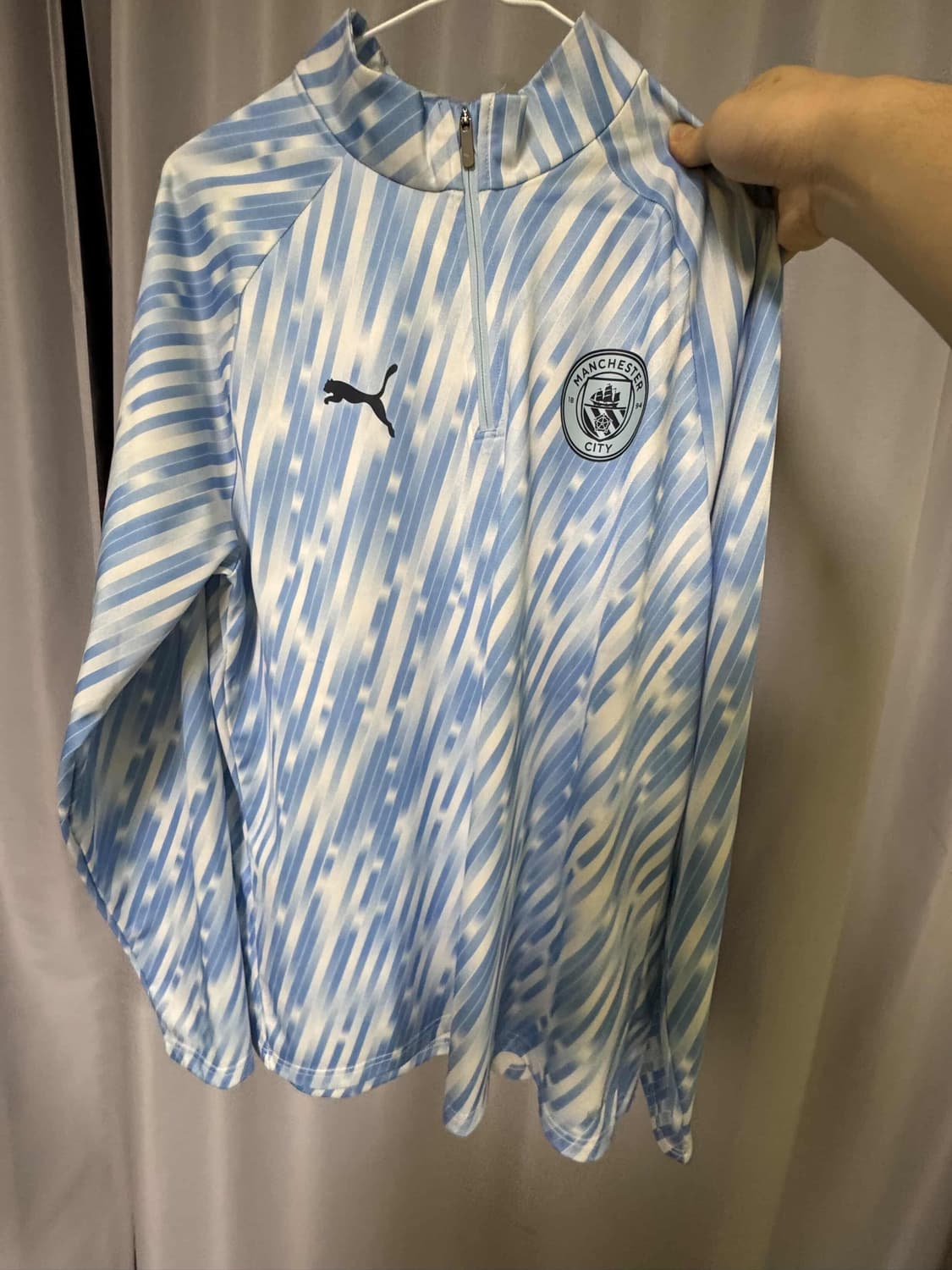 (택 있는 새상품) 푸마 맨시티 트레이닝 탑 상품이미지1