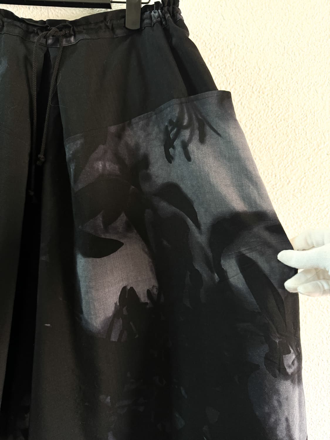 Y’s 와이즈 wool flower shadow print pants 상품이미지4