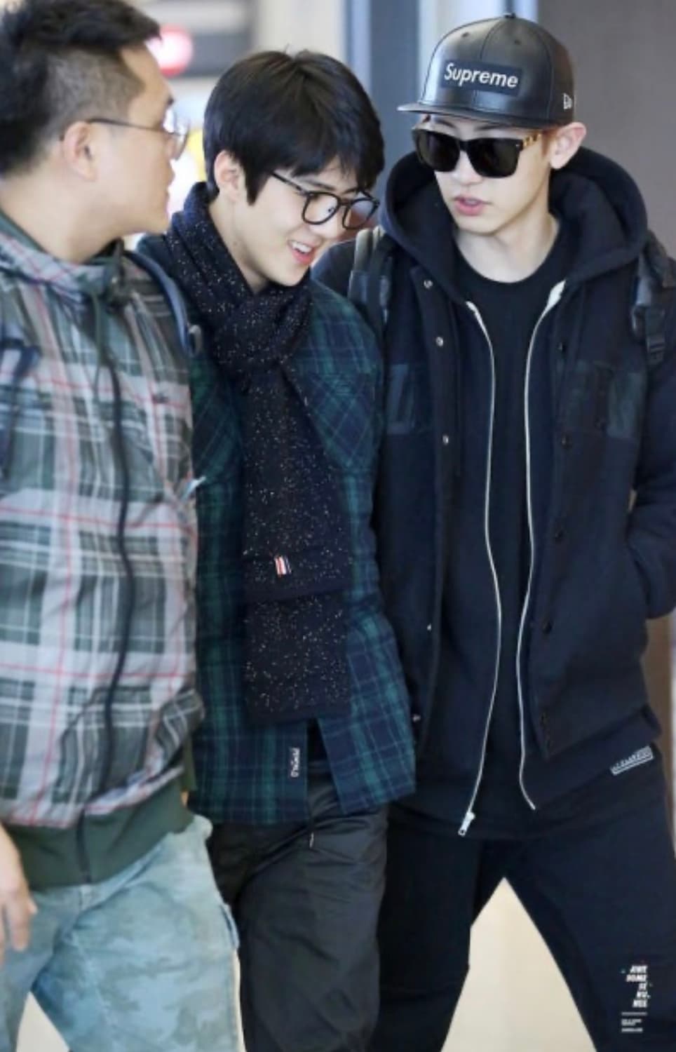 톰브라운 울 스웻 포켓 머플러 상품이미지3