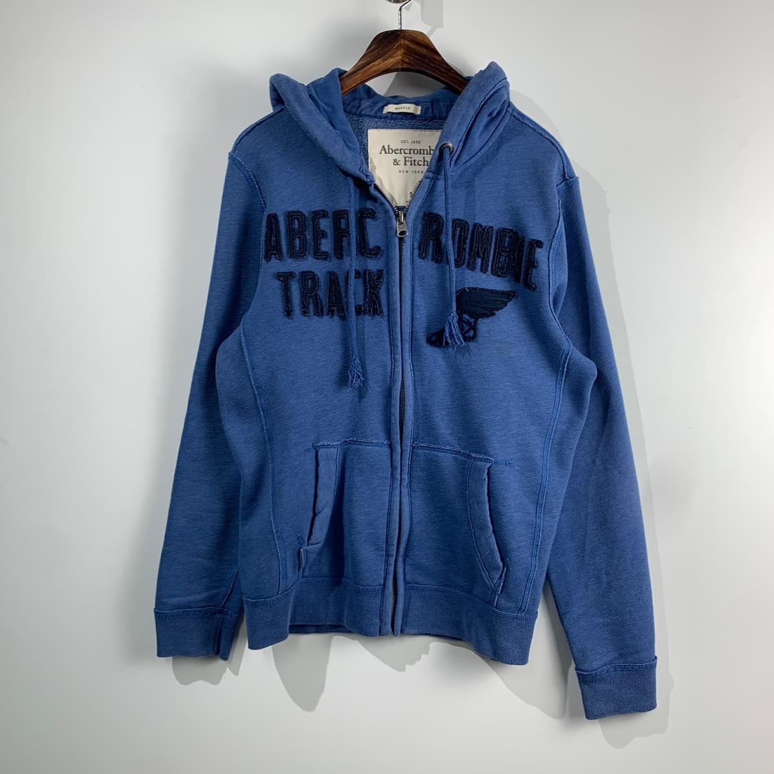 아베크롬비 y2k 와투케 윙슈즈 네이비 후드집업 상품이미지2