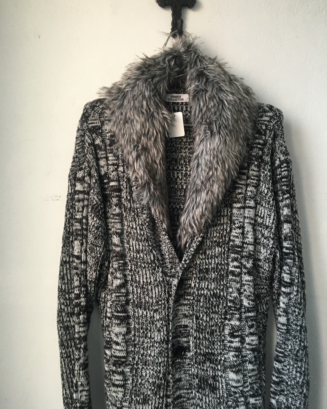 Fake fur collar knit cardigan 상품이미지3