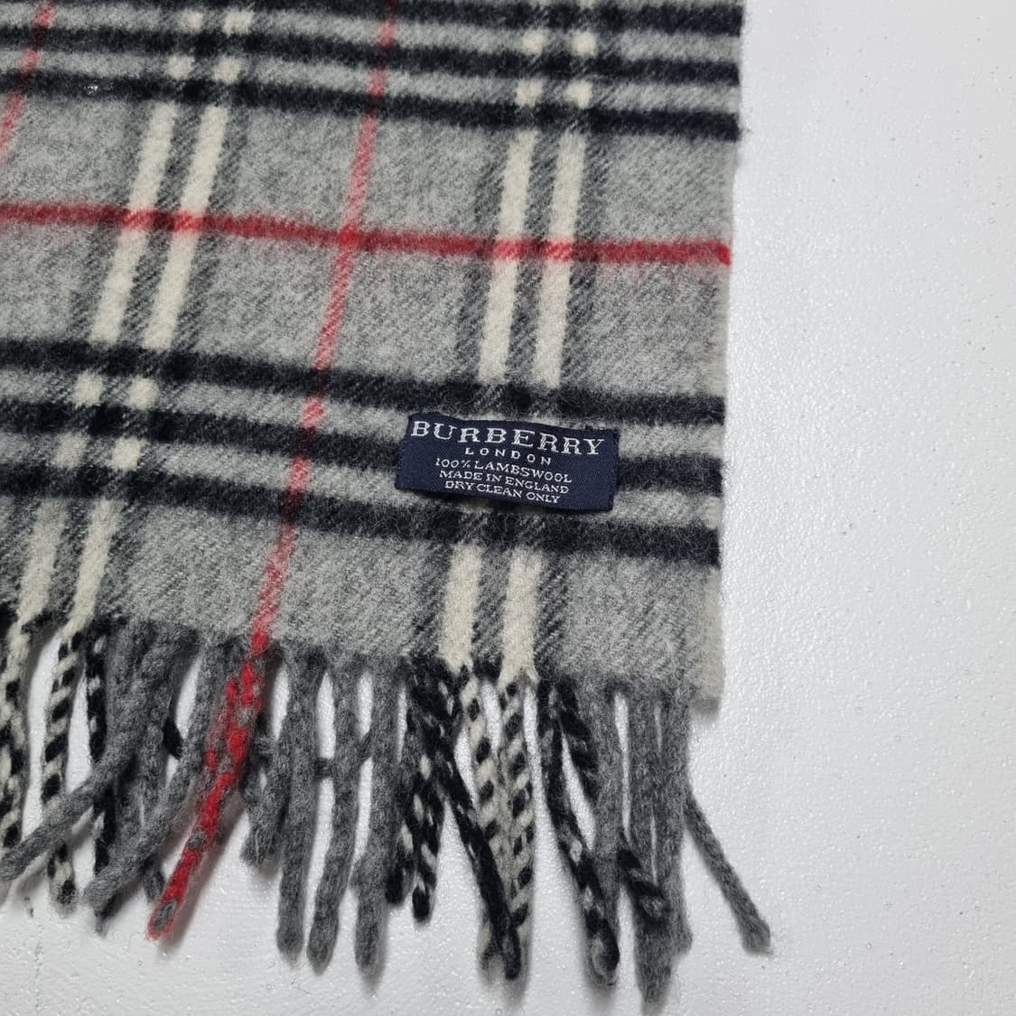 BURBERRY 노바체크 머플러 그레이 - OS   상품이미지6