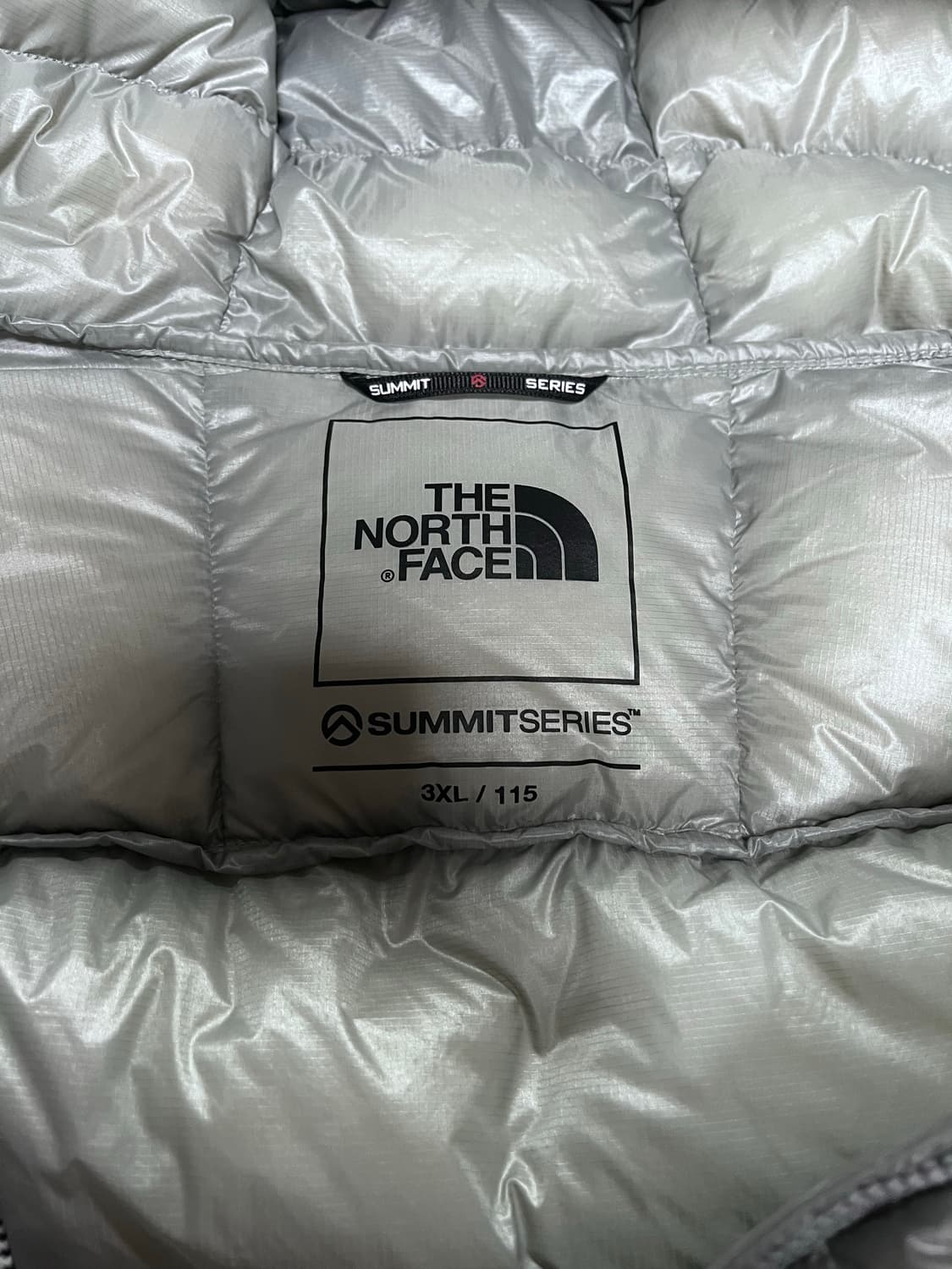 노스페이스 24fw 써밋 마테호른 다운 자켓 라이트 그레이 3XL 상품이미지3