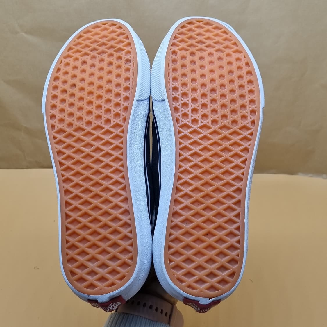 반스 v362 검흰 남성스니커즈260  상품이미지3