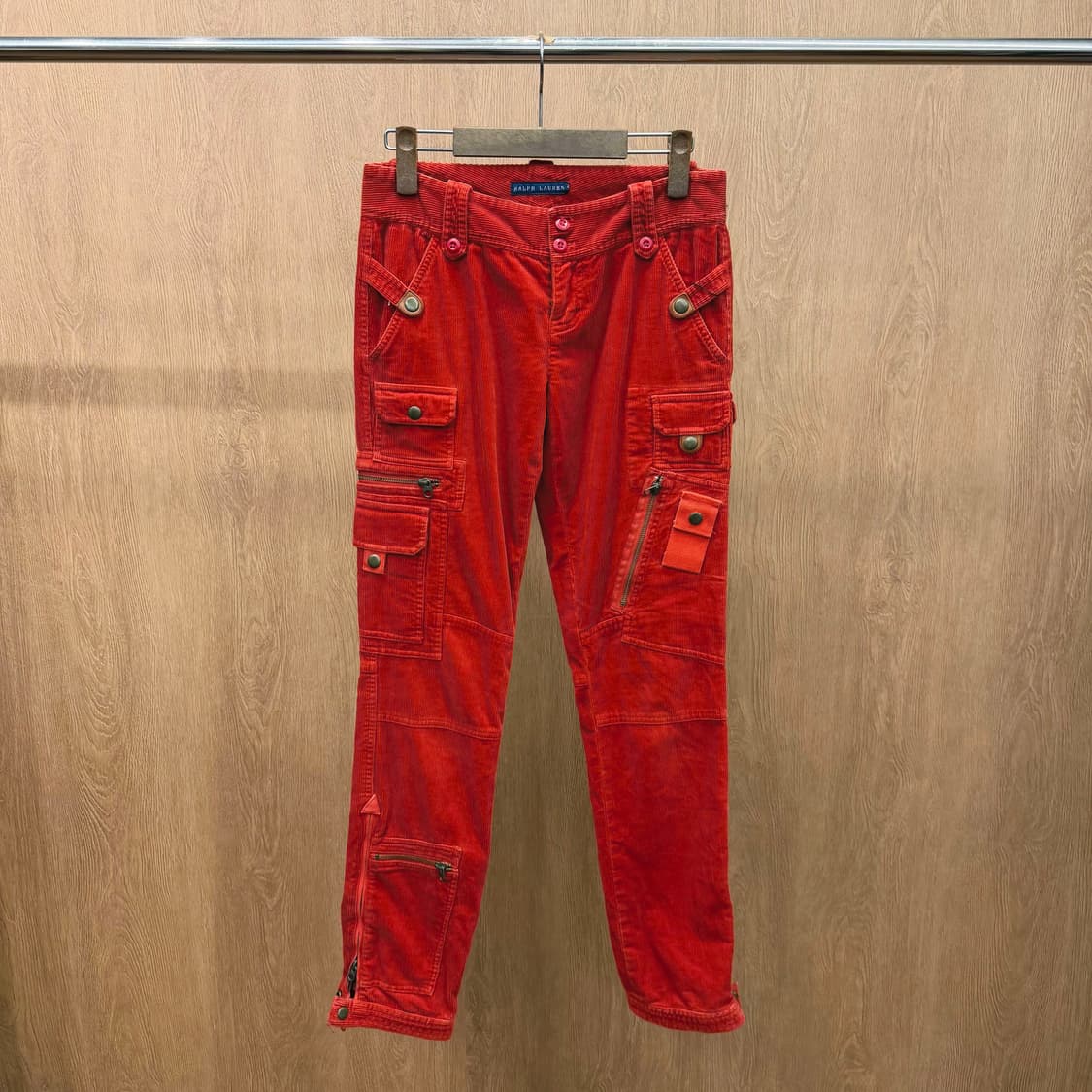 폴로 랄프로렌 코듀로이 카고 지퍼 포켓 버튼 디테일 레드 상품이미지2