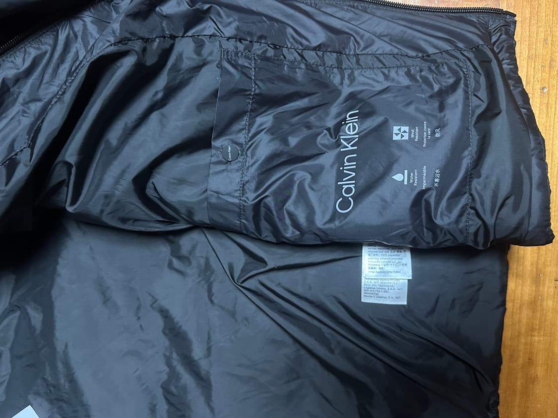 캘빈 남성 다운 숏패딩 점퍼 블랙 4LD529G 상품이미지6