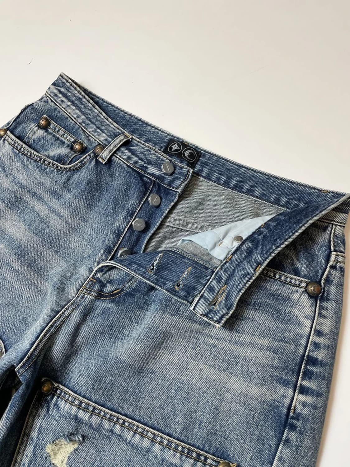 떠그클럽 블루 더블니 데미지 데님 반바지 PN9630 상품이미지3