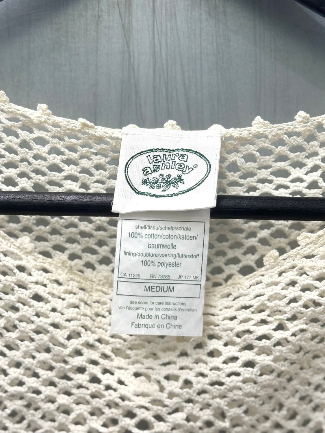 Laura Ashley 로라애슐리 화이트 컬러 크로셰 반소매 니트 상품이미지6