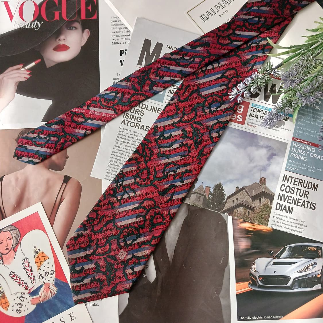 발망 실크 레드 패턴 넥타이 8.4cm B등급 A19362
 상품이미지2