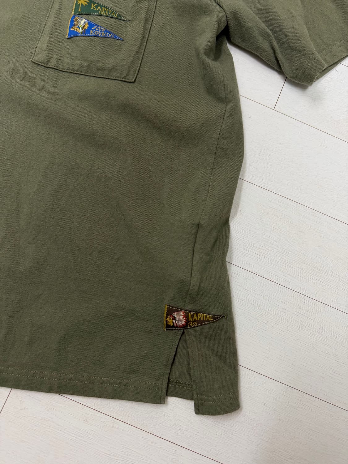 캐피탈 반팔티셔츠 XL  사이즈  상태 9.2/10  사진 찍고 절대 안 상품이미지2