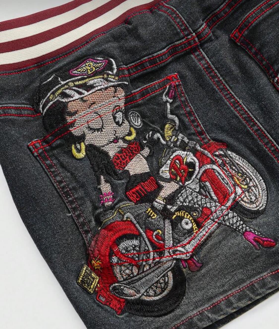 베티붑 그래픽자수 골지 데님 미니스커트  상품이미지4