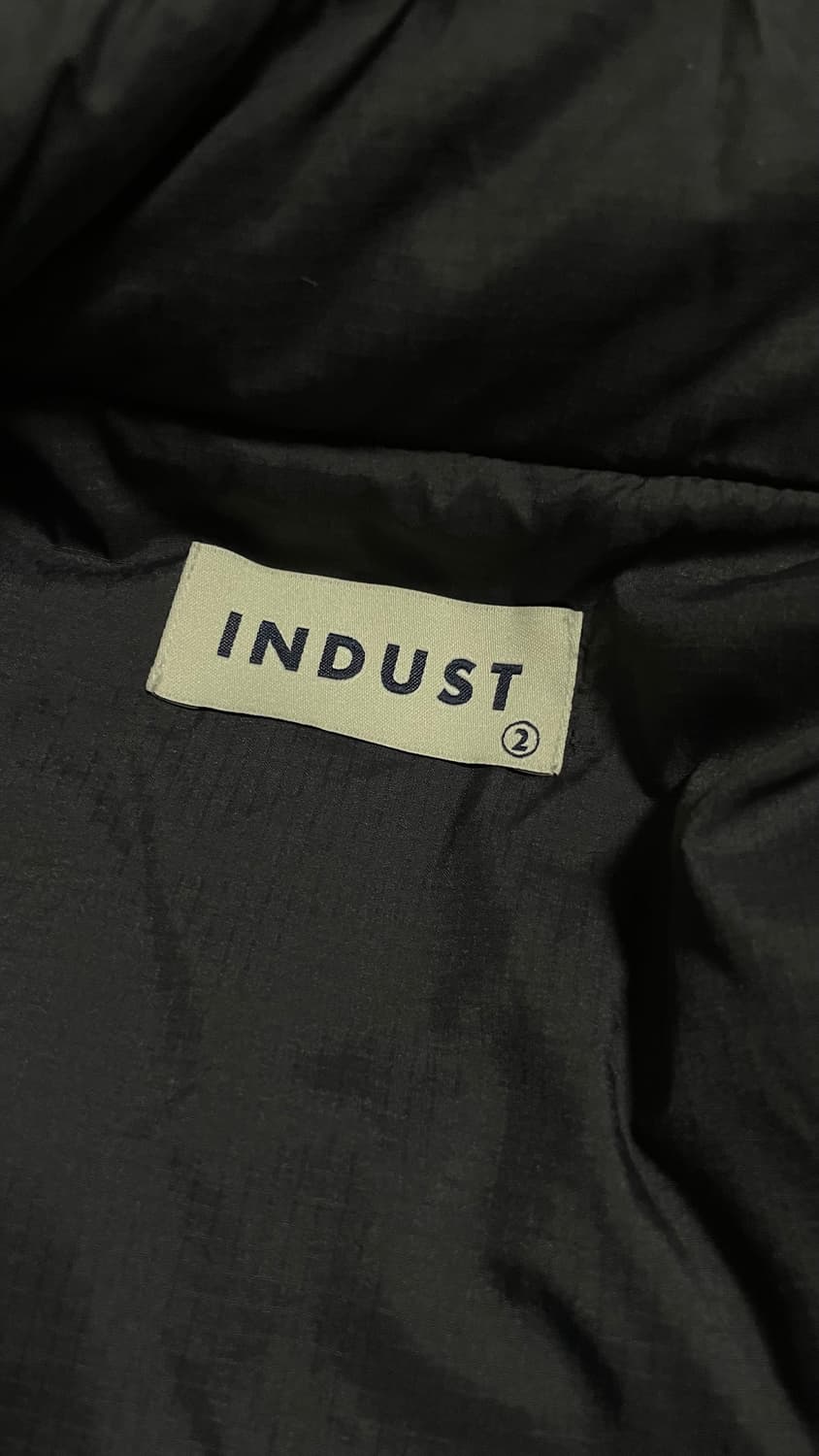 인더스트 덕다운 패딩베스트 블랙 2사이즈 민트급 상품이미지1