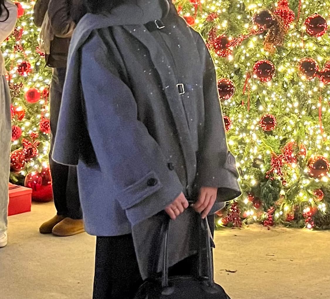 생긴스튜디오 머플러 코트 차콜 컬러 판매 상품이미지2