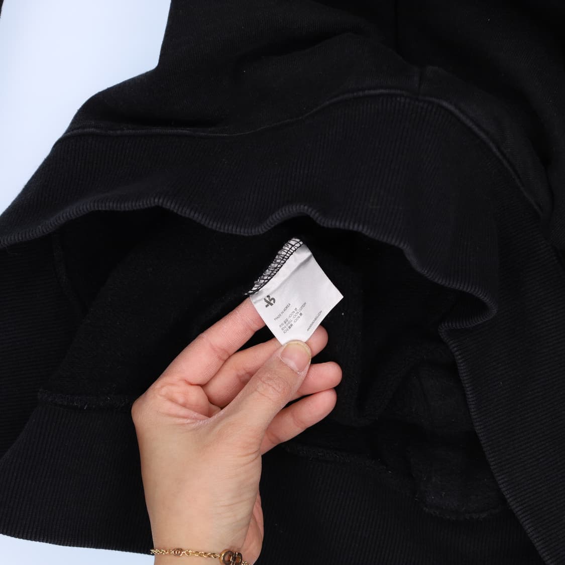 L 앤더슨벨 블랙 기모 후드티 0121H2 상품이미지4