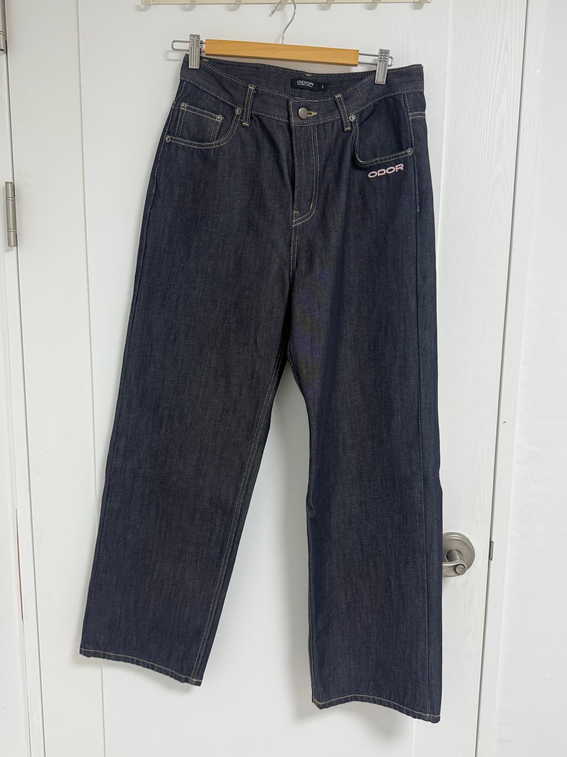 오도어 Logo drop denim in pink 상품이미지2