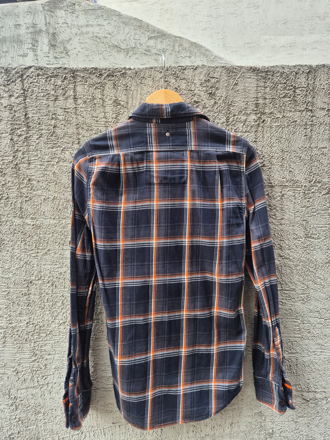 슈퍼드라이(Superdry)의 오렌지 네이비 체크 셔츠 - S 상품이미지9