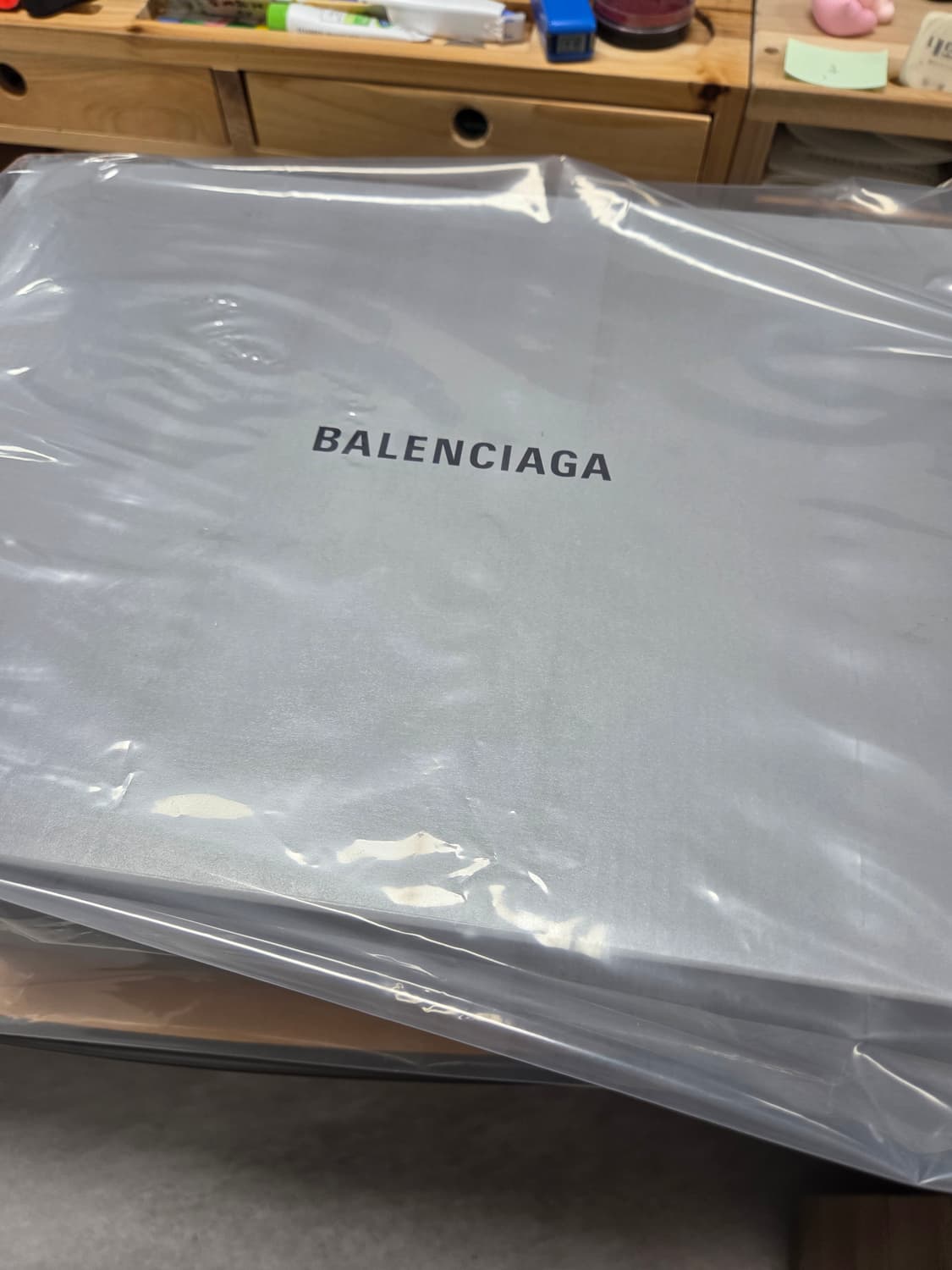 발렌시아가 3XL 익스트림 레이스 B 41 사이즈 미사용 상품이미지2