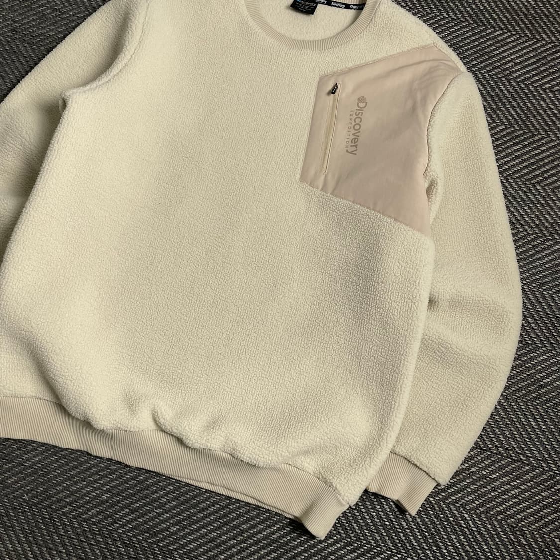 디스커버리 포켓 디테일 플리스 맨투맨 아이보리 y 4796 상품이미지4