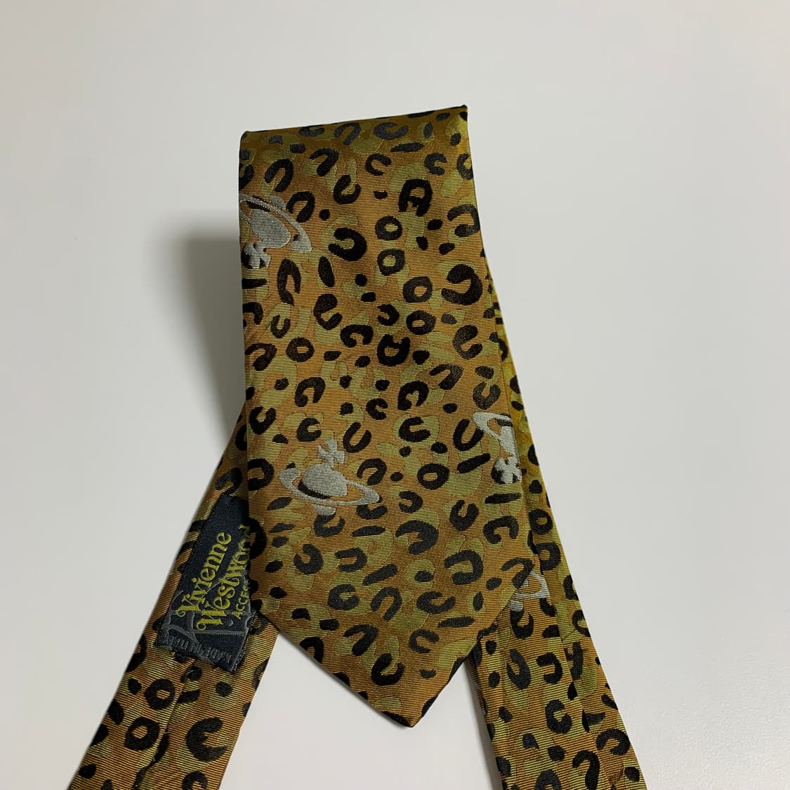 비비안웨스트우드 명품 이태리 100실크 넥타이 로고플레이 A+등급 상품이미지9