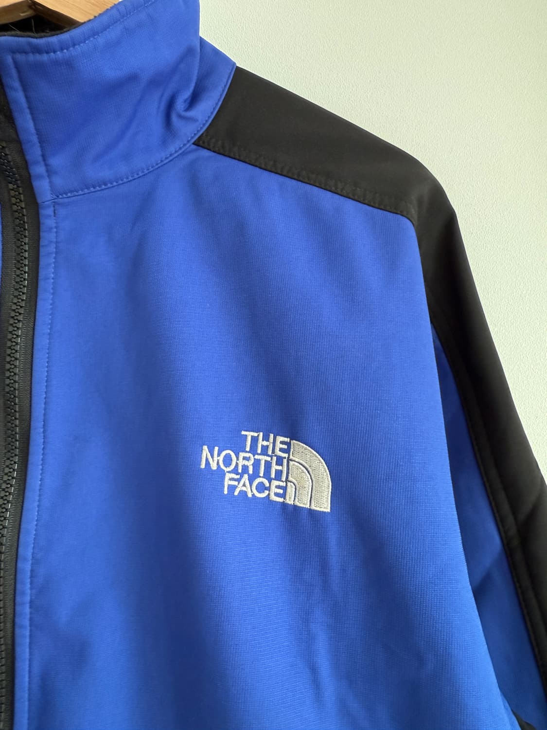 노스페이스(THE NORTH FACE) 써밋 윈드스토퍼 자켓 상품이미지4