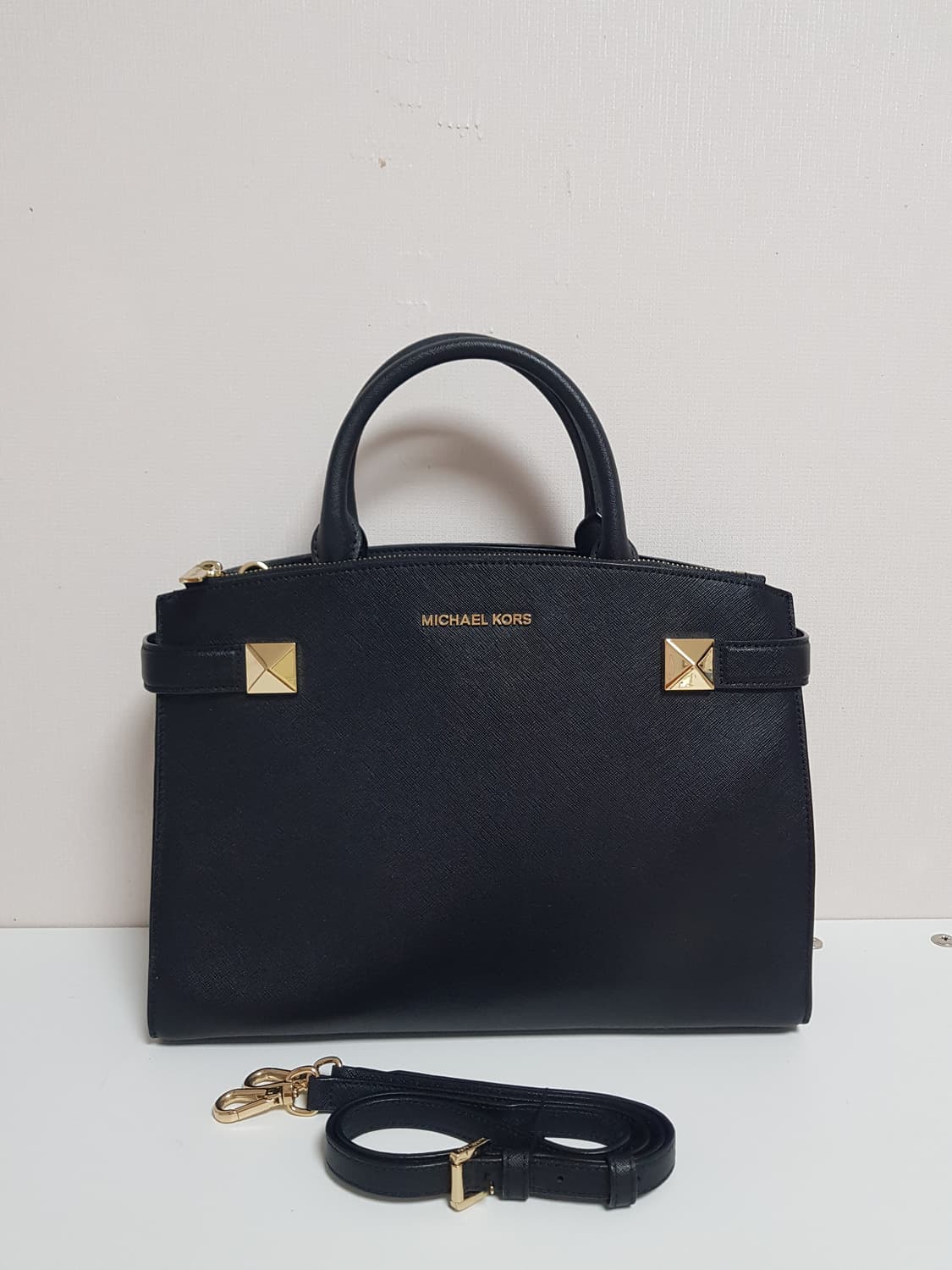 마이클코어스 숄더 겸 토드백 ㅡ거의 새제품  상품이미지1