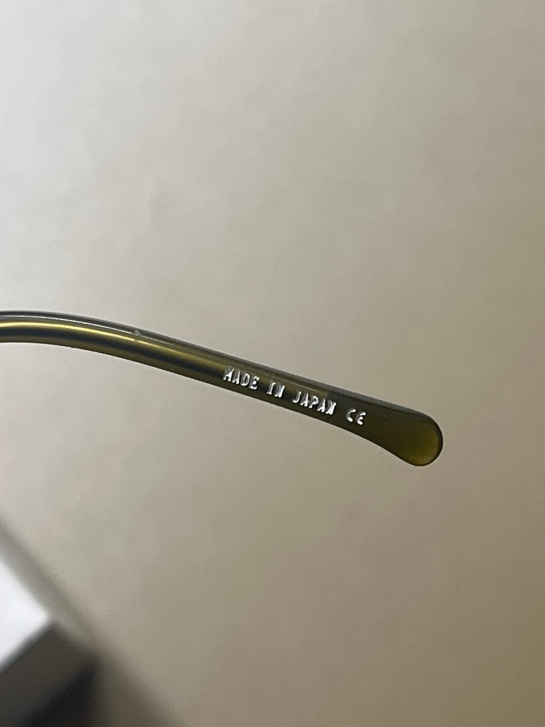 미완경 오벌 뿔테 안경 상품이미지8