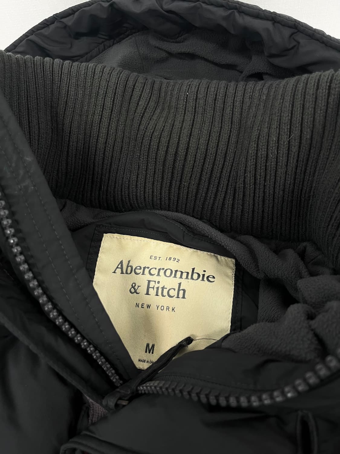 아베크롬비 패딩 점퍼 M 상품이미지4